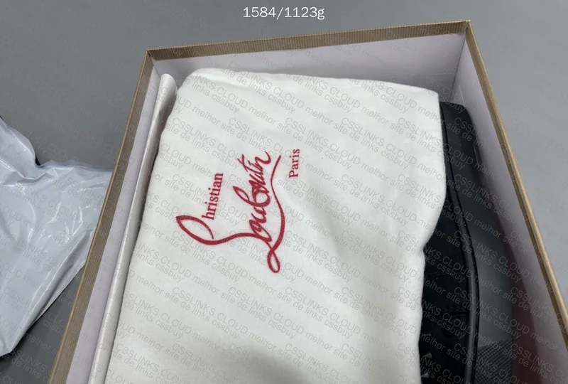 Christian Louboutin 8
