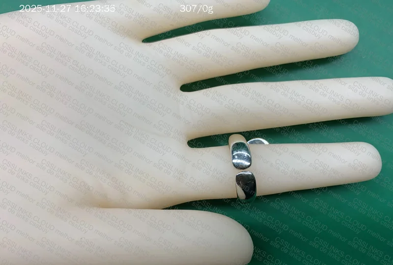 Chrome Hearts Kiss Ring 3