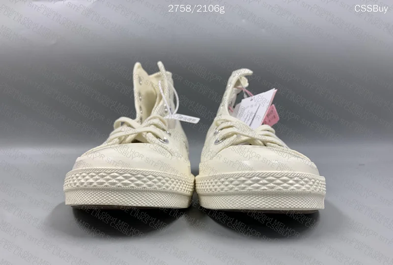 CHUCK 70 CDG 4