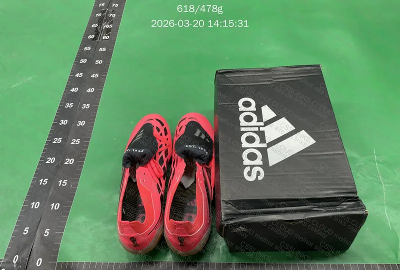 Chuteira Adidas Predator 7
