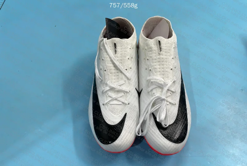 Nike Air Zomm Soccer Cleats 2