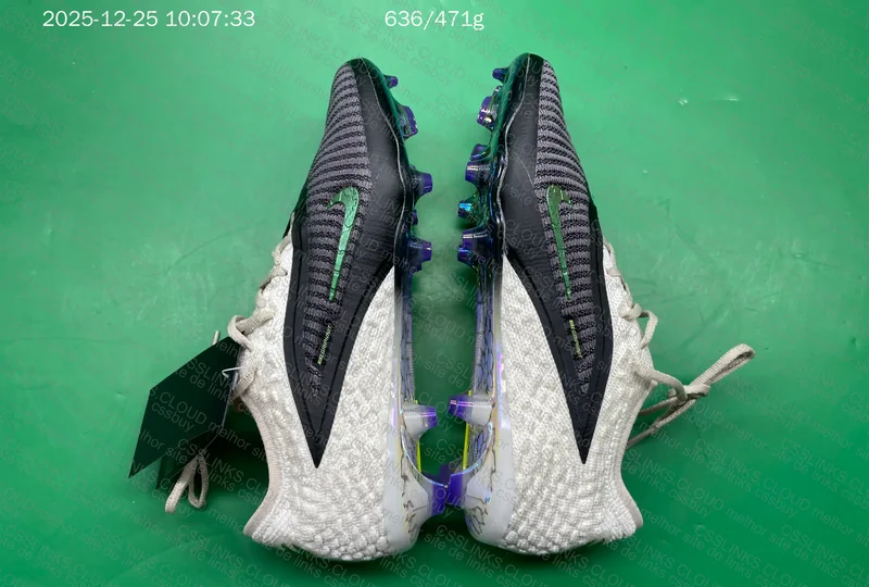 Nike Elite Phantom 6 x Kobe Soccer Cleats 6
