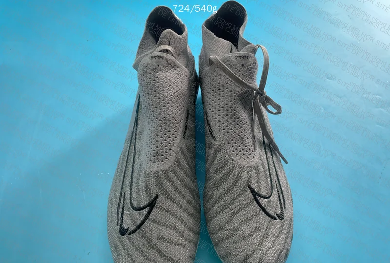 Nike Phantom G2 Elite Soccer Cleats 5