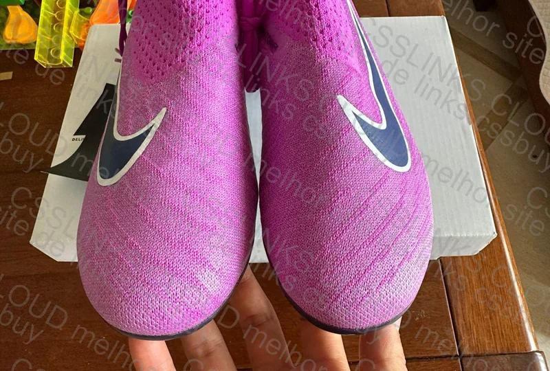 Nike Phantom Gx Soccer Cleats