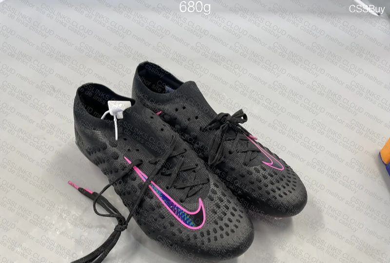Nike Ultra Venom Soccer Cleats 3