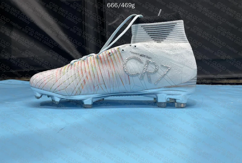 CR7 Superfly V Soccer Cleats 4