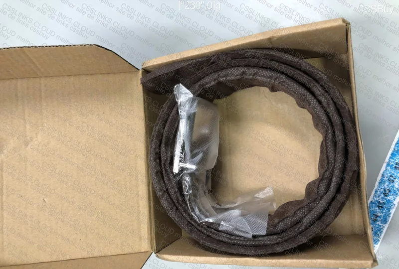 Burberry Belt 25y