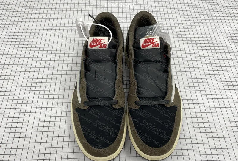 CLIENTE - Air Jordan 1 Low X Travis Scott Mocha