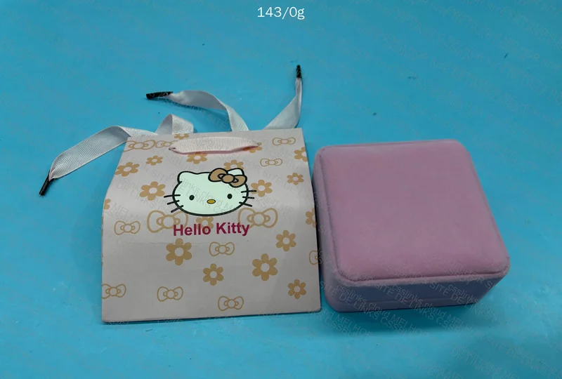 Hello Kitty Necklace for My Girlfriend of +1 Year