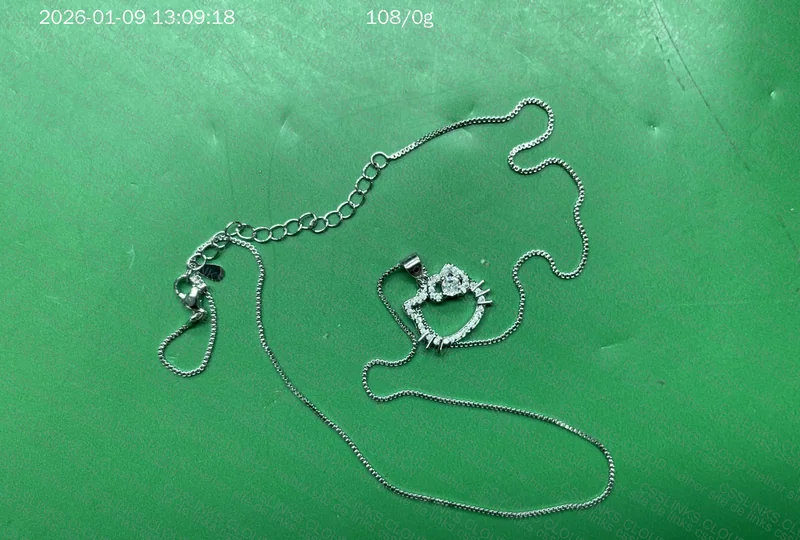 Hello Kitty Necklace for Girlfriend 2