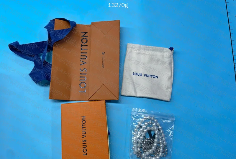 Luis Vitao Necklace 2