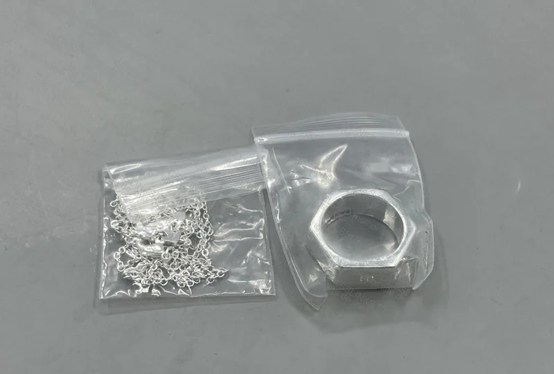 Off White Necklace 4