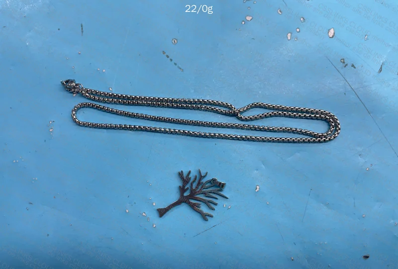 Poison Tree Necklace 3