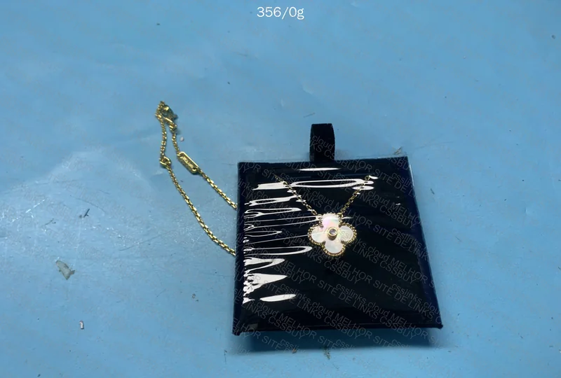 Van Cleef Necklace 2