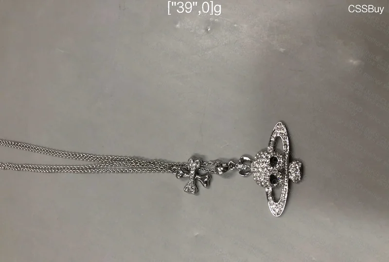 Vivienne Westwood Necklace (Skull chain) 3