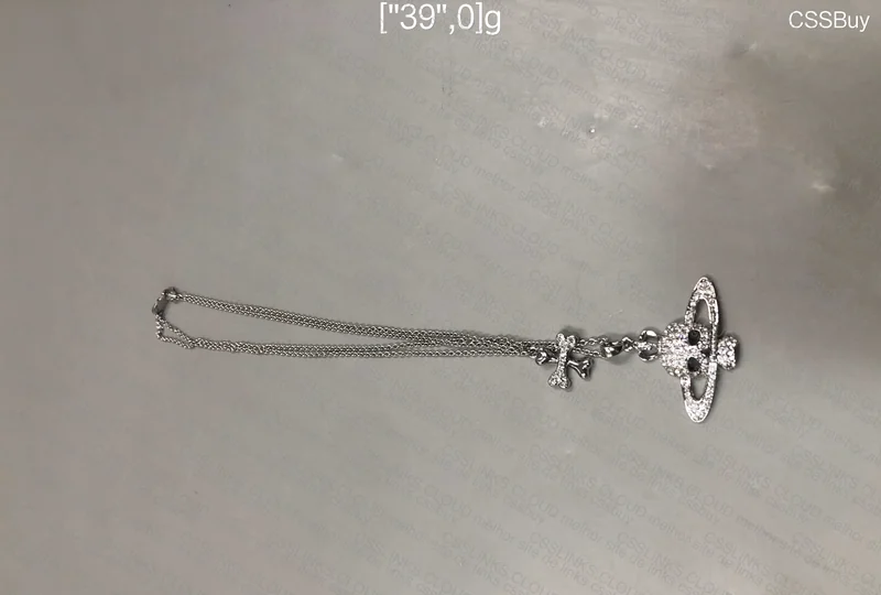 Vivienne Westwood Necklace (Skull chain) 4