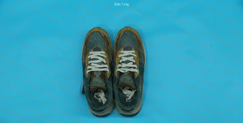 2x New Balance 990v6 x CarHartt 2