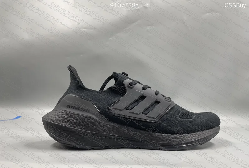 Adidas Ultraboost 22 5