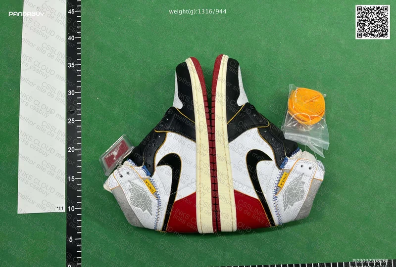 Air Jordan 1 Union Black 5