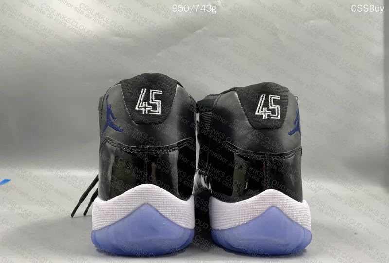 Air Jordan 11 Space Jam (primeira compra) 3