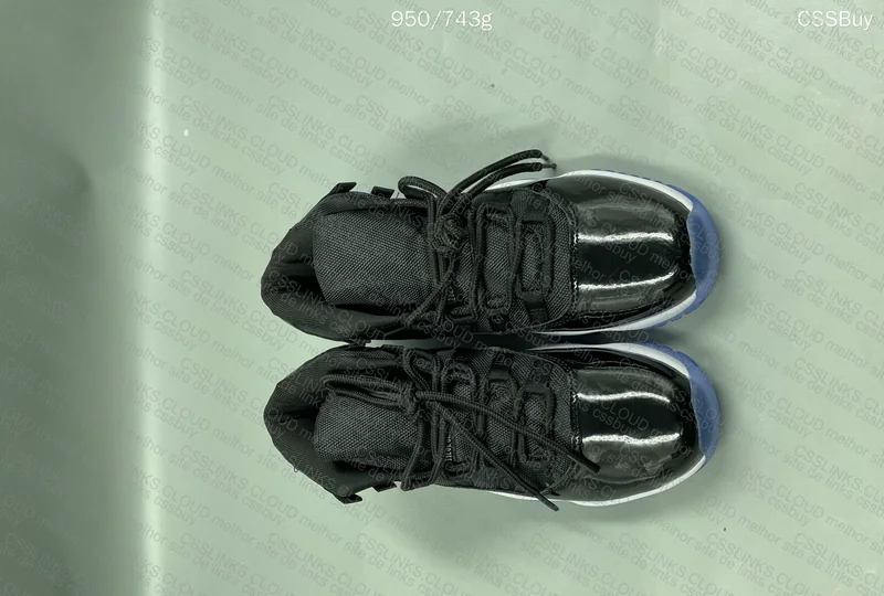Air Jordan 11 Space Jam (primeira compra) 4