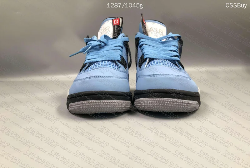 Air Jordan 4 University Blue 4