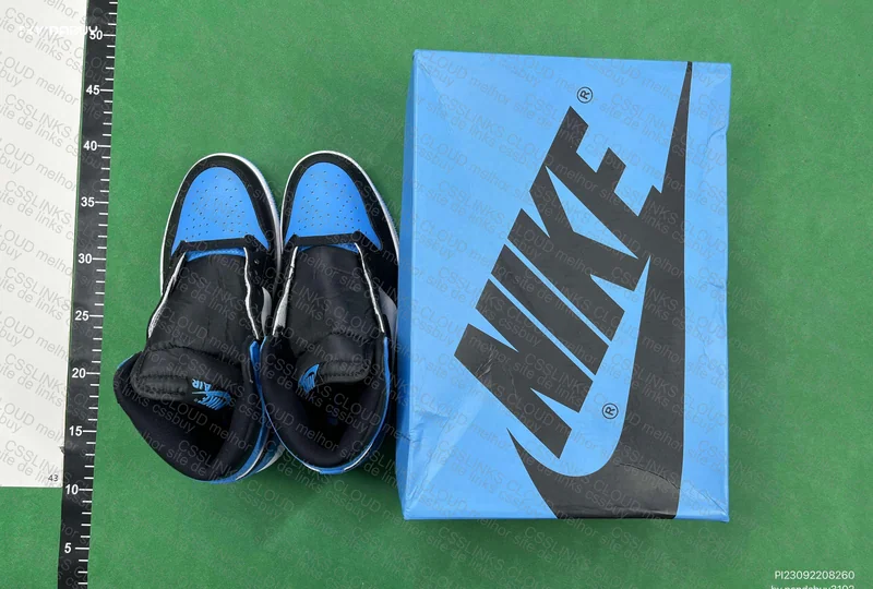 Air Jordan Unc Toe