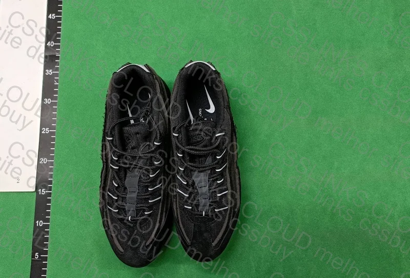 Air Max 95 CDG 4