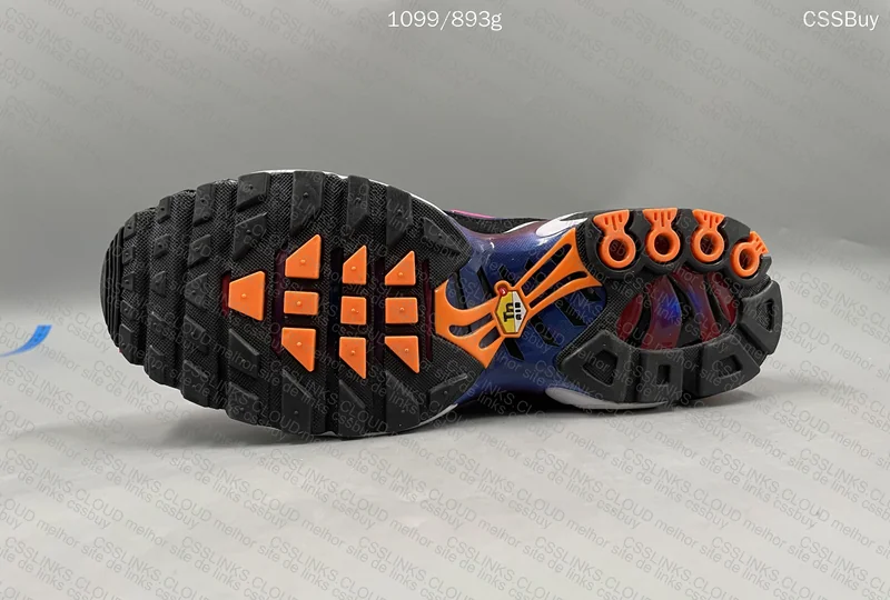 Air Max TN1 Barcelona x Patta 9