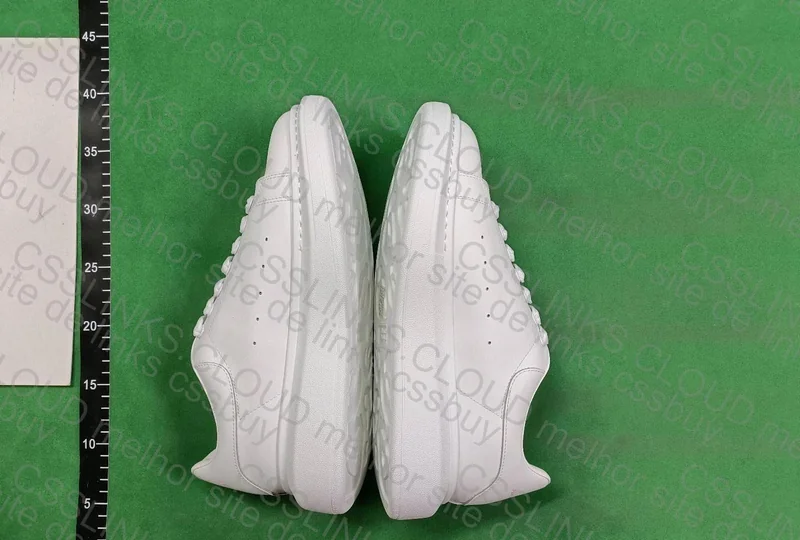 Alexander McQueen - Need Help from Experts 3