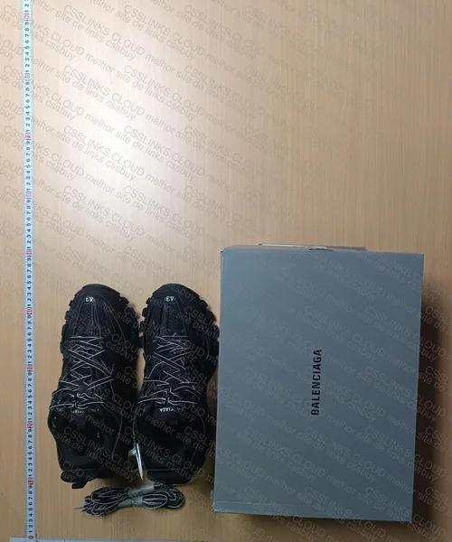 Balenciaga Track