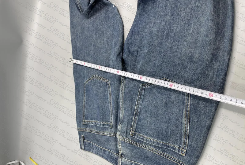 Generic Jeans (with measurements) 6