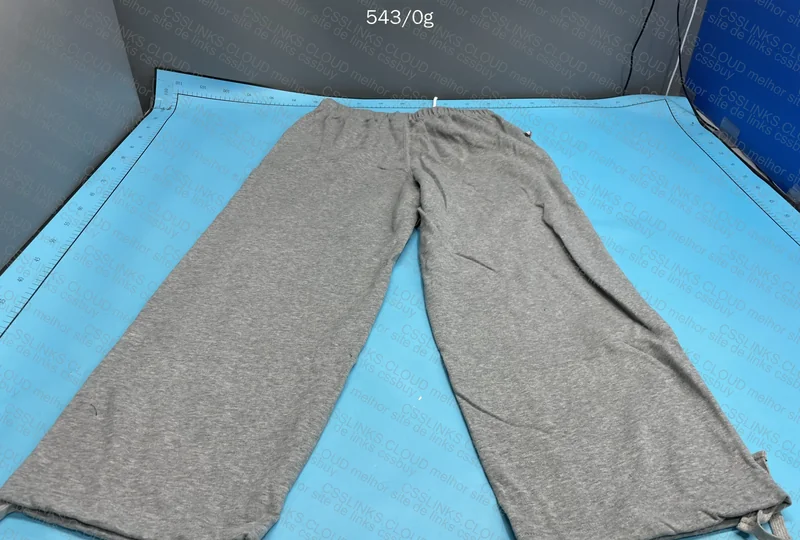 Nike Jisu Sweatpants 6