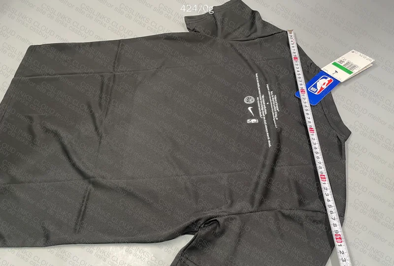 Nike Dri-Fit T-Shirt + Measurements 5