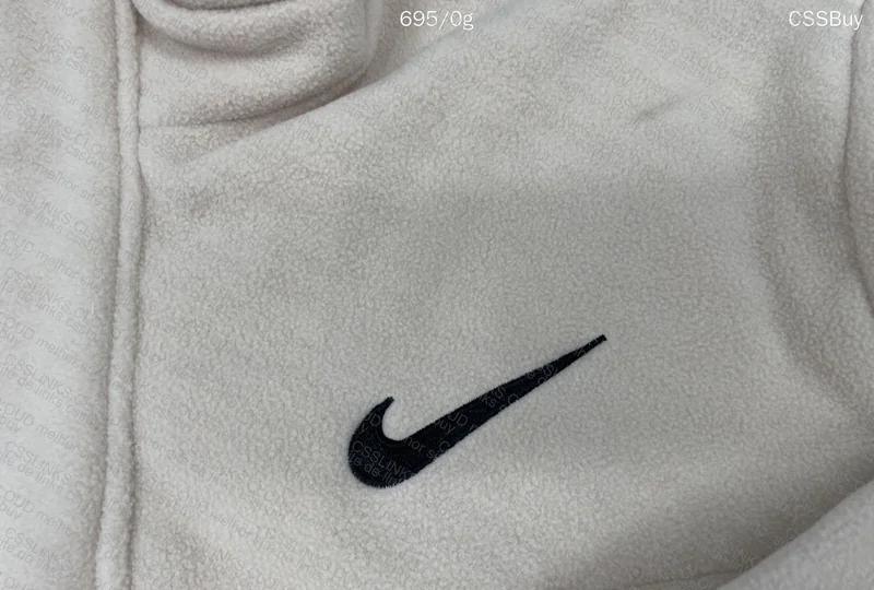 Nike Hoodie 3