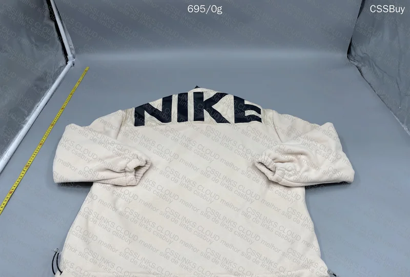Nike Hoodie 4