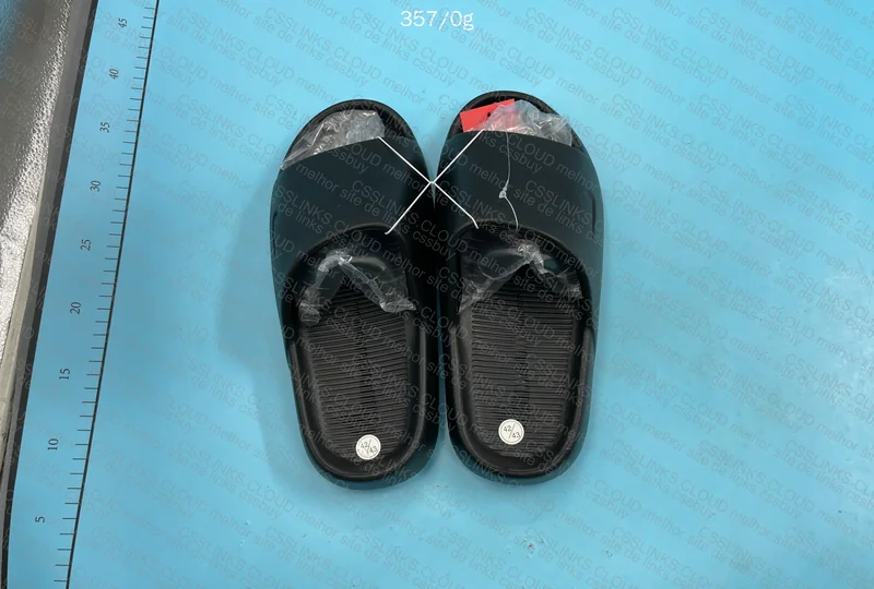 Nike Calm Slides 10