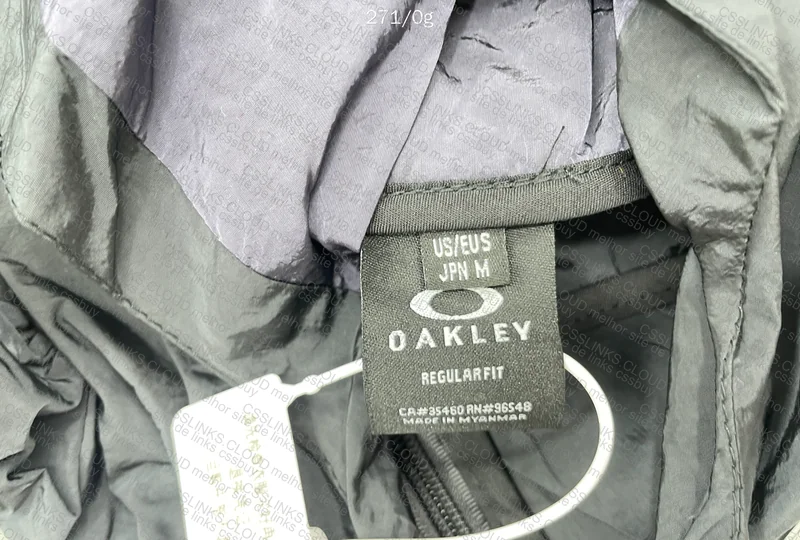 OAKLEY Vintage Windbreaker 3