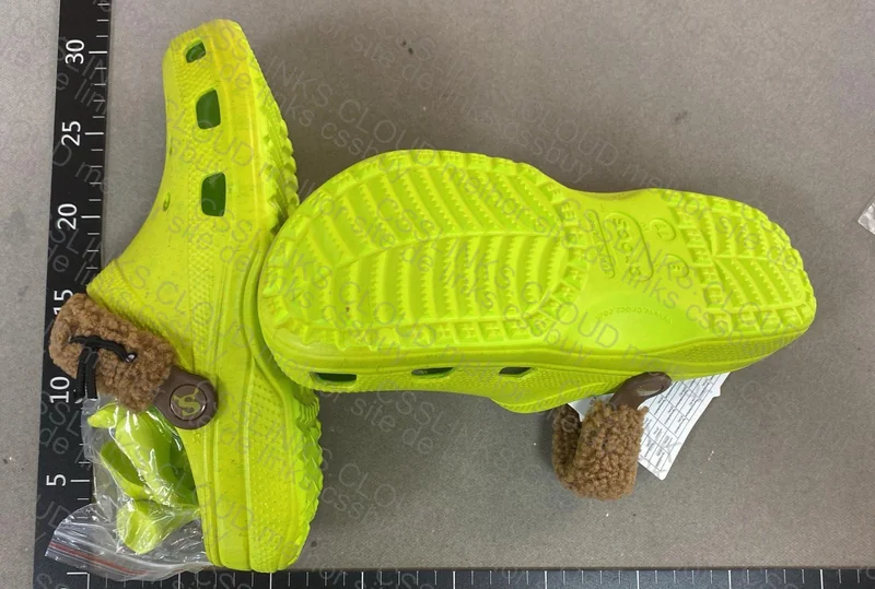 Crocs Shrek 3