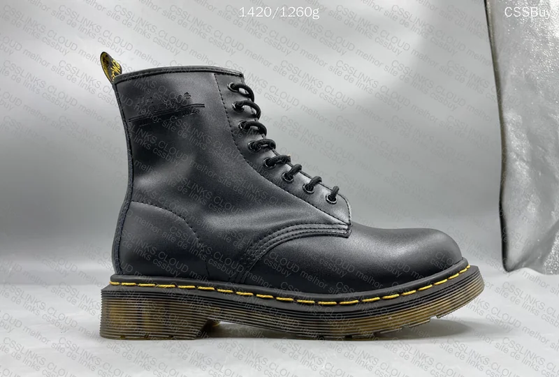Dr. Martens Boots 7