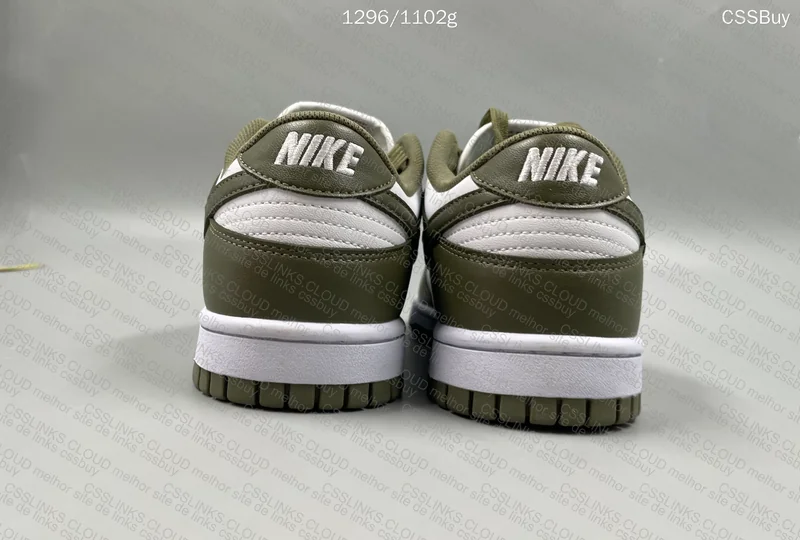 Dunk Low Moss Green VT MADE