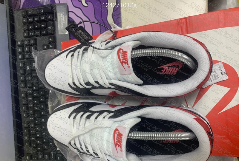 Dunk Panda Red Swoosh 4