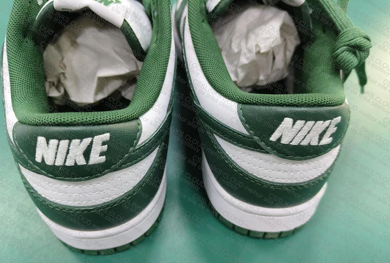 DUNK VT Varsity Green white
