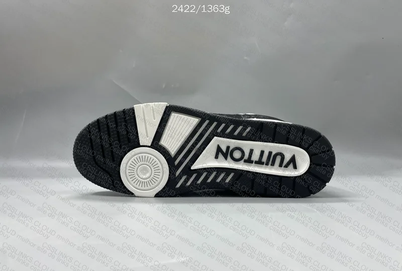LV Trainer / Sale 6
