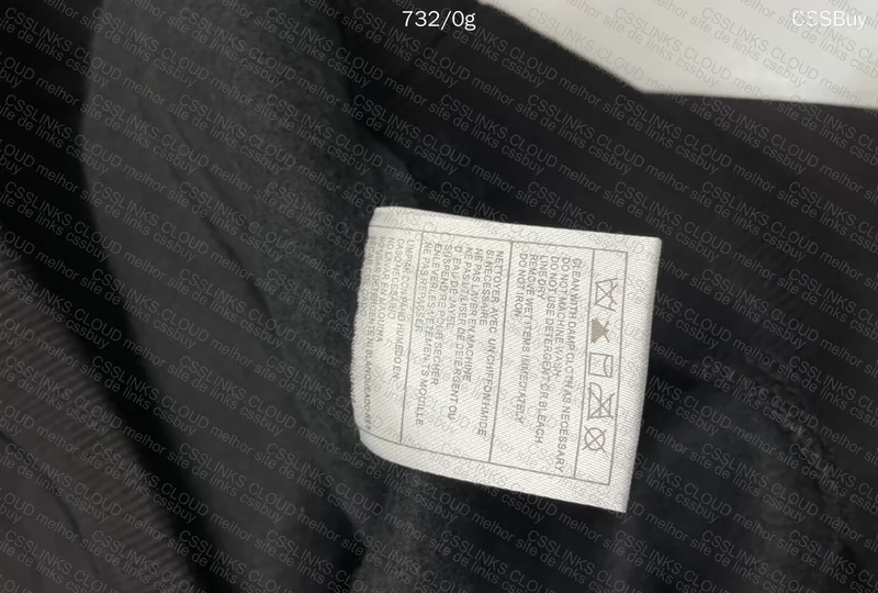 Nike Mini Swoosh Sweatshirt 4