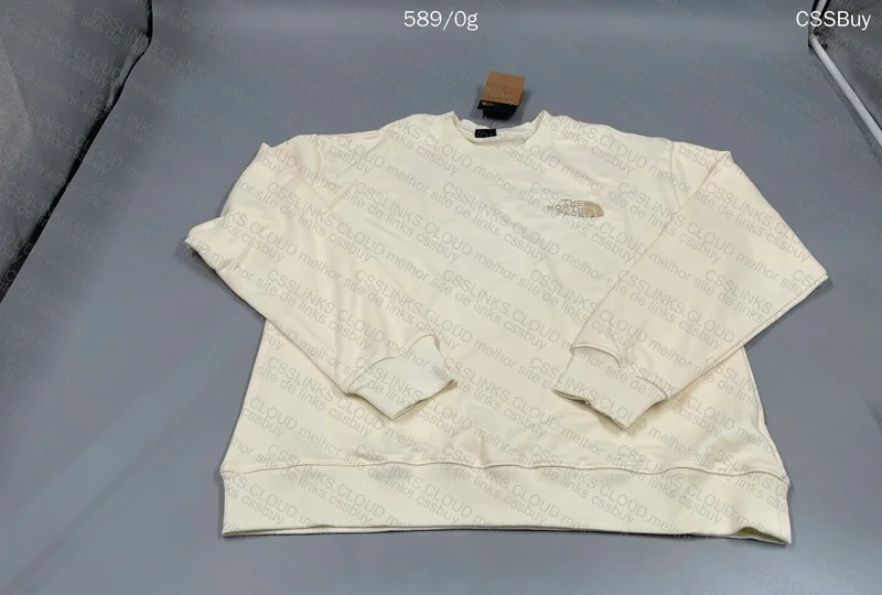 The North Face Sweatshirt 2