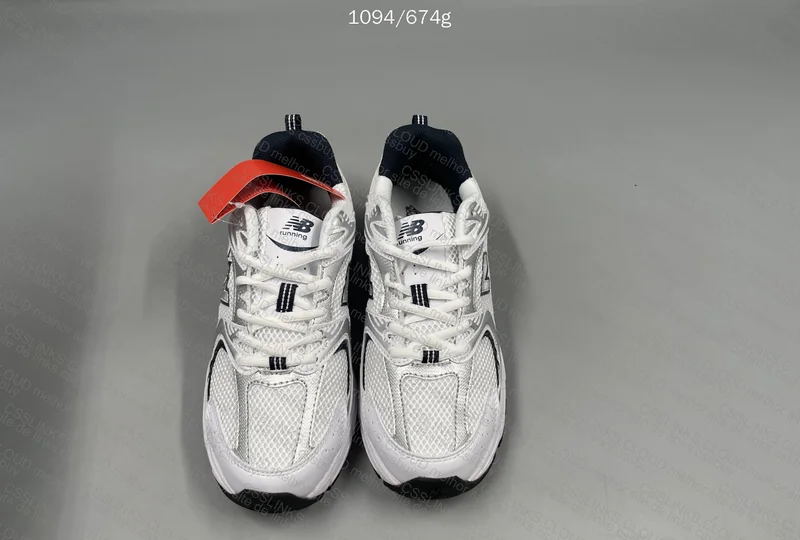 New Balance 530 (Bad Stitching)