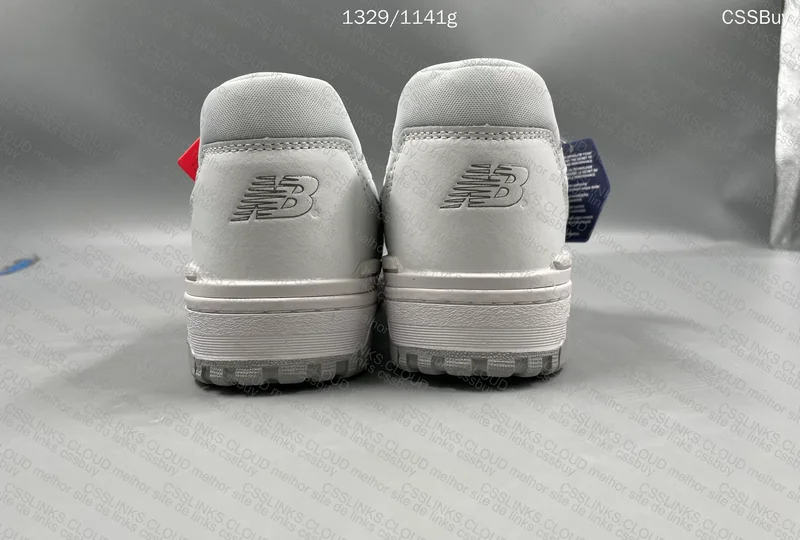 New Balance 550 - White 7