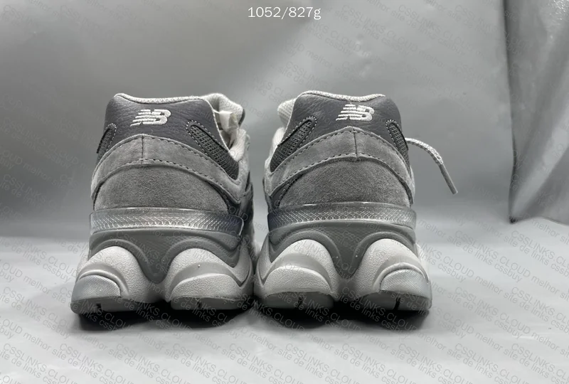 *New Balance 9060* 2