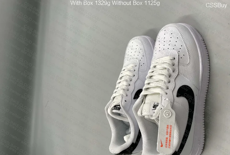 Nike Air Force 1